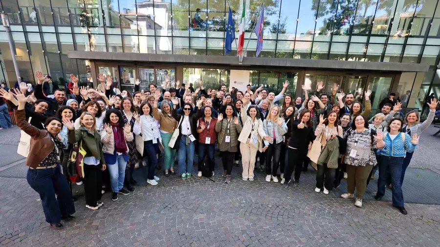 Foto di gruppo partecipanti dell'International Staff Week 2026
